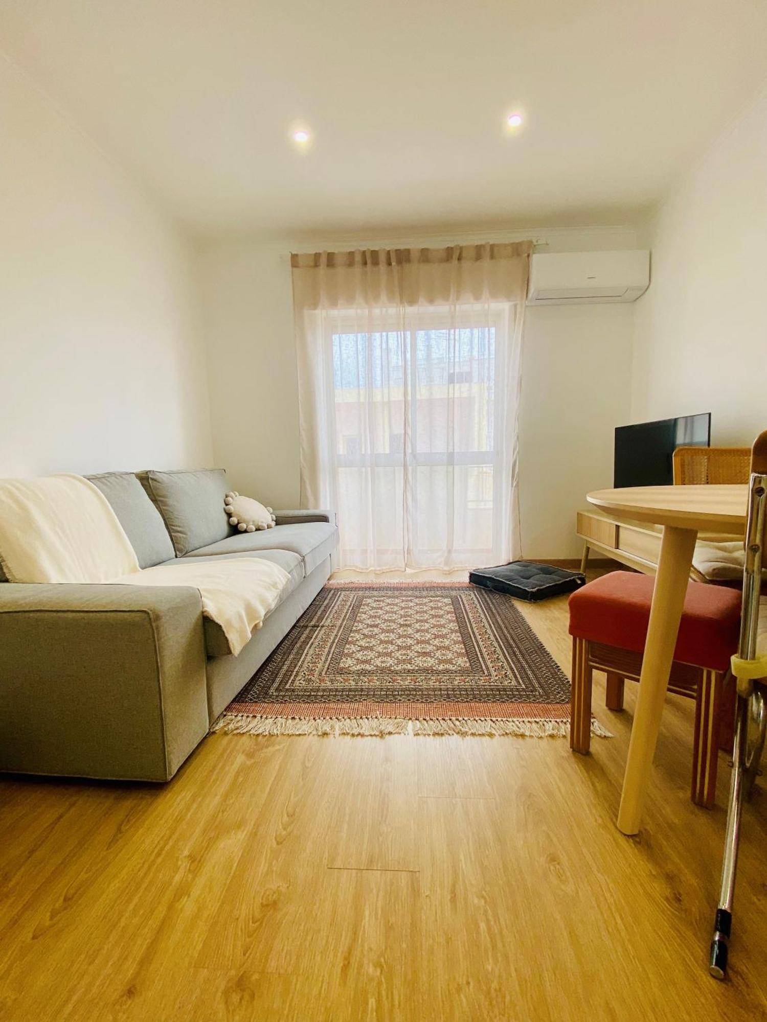 Bright Modern 3 Bedroom In Portimao Downtown Exterior photo